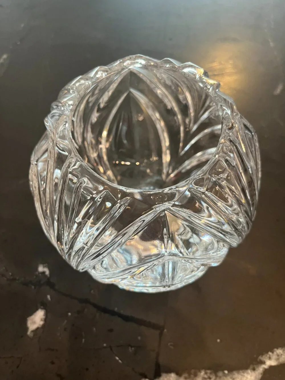Beautiful Modern Lead Crystal Bowl Vase